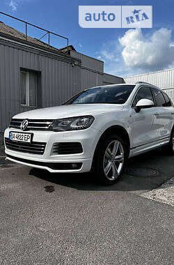 Позашляховик / Кросовер Volkswagen Touareg 2013 в Кропивницькому