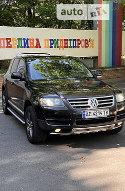 Позашляховик / Кросовер Volkswagen Touareg 2006 в Дніпрі