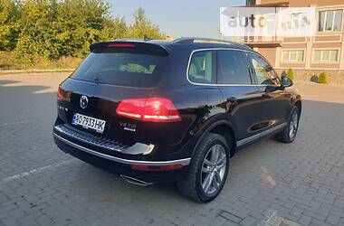 Внедорожник / Кроссовер Volkswagen Touareg 2014 в Черновцах