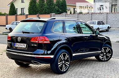 Внедорожник / Кроссовер Volkswagen Touareg 2016 в Одессе