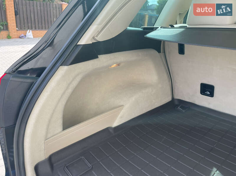 Внедорожник / Кроссовер Volkswagen Touareg 2015 в Киеве фото 25 Внедорожник / Кроссовер Volkswagen Touareg 2015 в Киеве