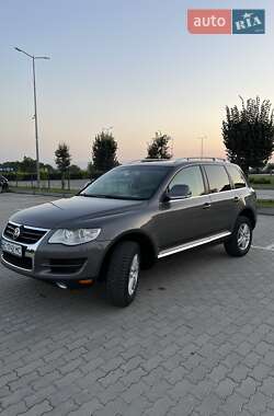 Внедорожник / Кроссовер Volkswagen Touareg 2009 в Бродах