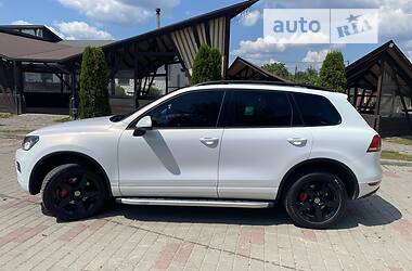 Позашляховик / Кросовер Volkswagen Touareg 2010 в Коломиї