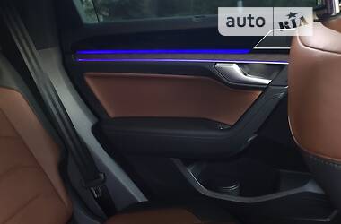 Внедорожник / Кроссовер Volkswagen Touareg 2021 в 
