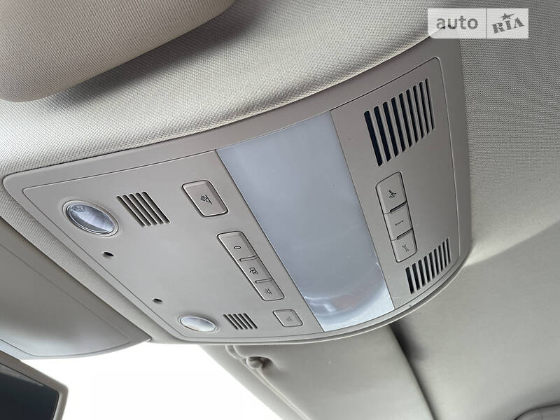 Внедорожник / Кроссовер Volkswagen Touareg 2010 в Бердичеве