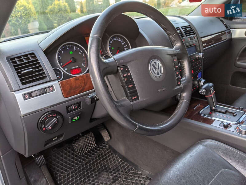 Внедорожник / Кроссовер Volkswagen Touareg 2008 в Воловце