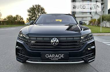 Внедорожник / Кроссовер Volkswagen Touareg 2020 в 