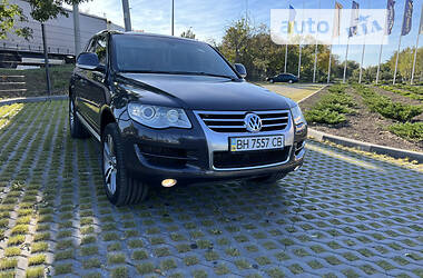 Внедорожник / Кроссовер Volkswagen Touareg 2008 в Одессе