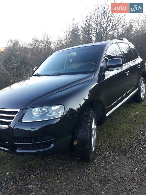 Позашляховик / Кросовер Volkswagen Touareg 2005 в Львові