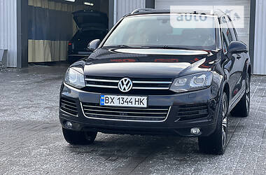 Внедорожник / Кроссовер Volkswagen Touareg 2010 в 