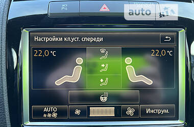Внедорожник / Кроссовер Volkswagen Touareg 2010 в 