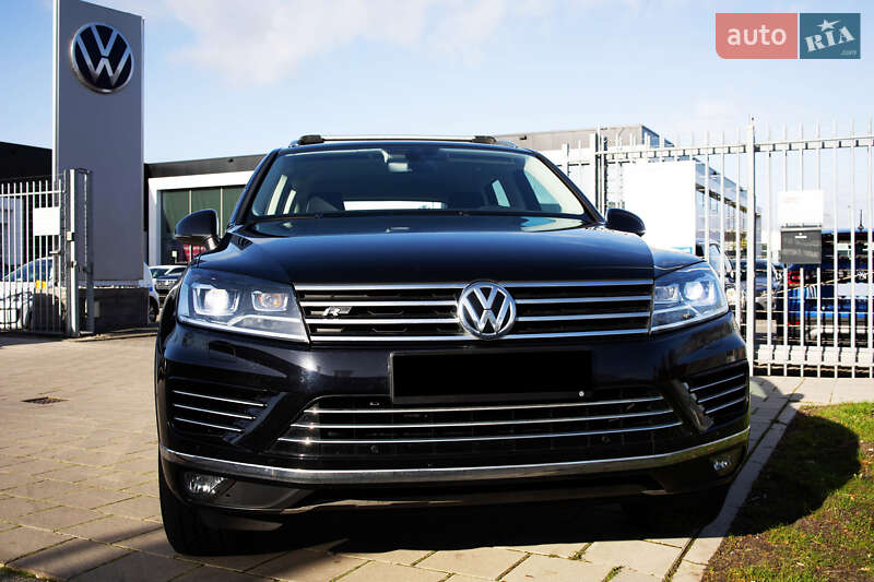 Внедорожник / Кроссовер Volkswagen Touareg 2018 в Киеве