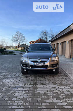 Внедорожник / Кроссовер Volkswagen Touareg 2007 в Ужгороде