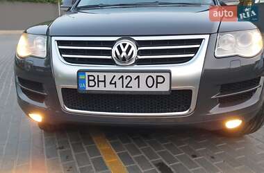 Позашляховик / Кросовер Volkswagen Touareg 2010 в Хусті