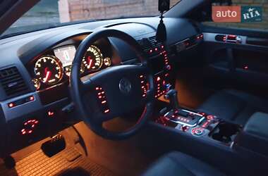Внедорожник / Кроссовер Volkswagen Touareg 2010 в 