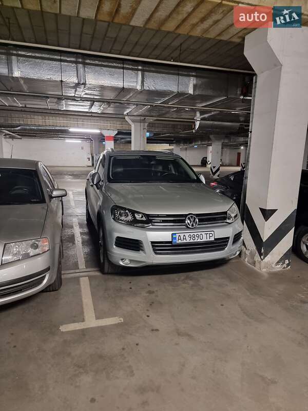Volkswagen Touareg 2013