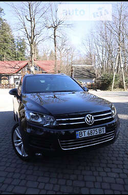 Внедорожник / Кроссовер Volkswagen Touareg 2013 в Трускавце