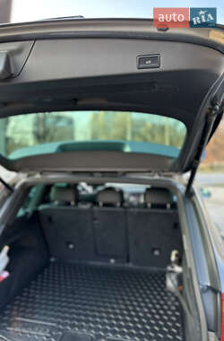 Внедорожник / Кроссовер Volkswagen Touareg 2013 в 