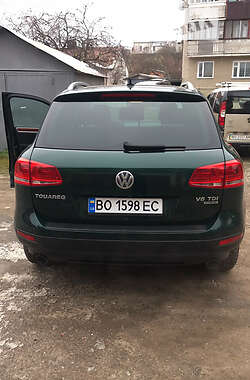 Позашляховик / Кросовер Volkswagen Touareg 2011 в Бережанах