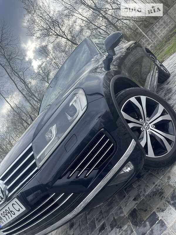 Позашляховик / Кросовер Volkswagen Touareg 2015 в Рівному фото 6 Позашляховик / Кросовер Volkswagen Touareg 2015 в Рівному