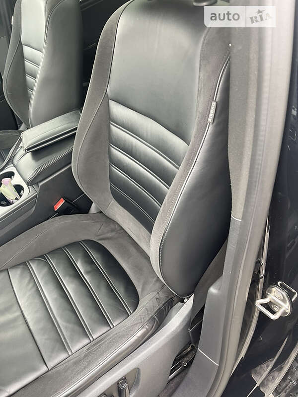 Позашляховик / Кросовер Volkswagen Touareg 2015 в Рівному фото 69 Позашляховик / Кросовер Volkswagen Touareg 2015 в Рівному
