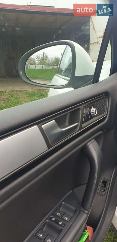 Внедорожник / Кроссовер Volkswagen Touareg 2013 в Житомире фото 8 Внедорожник / Кроссовер Volkswagen Touareg 2013 в Житомире