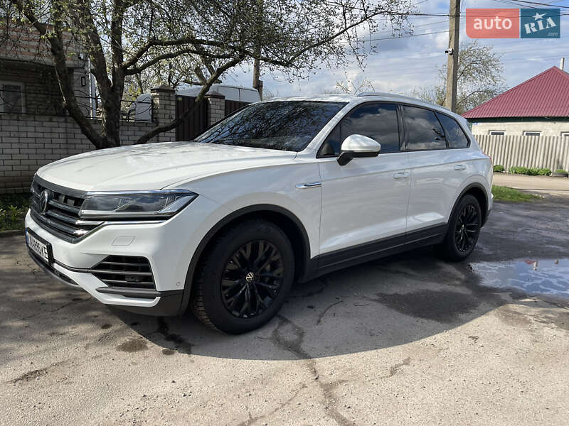 Внедорожник / Кроссовер Volkswagen Touareg 2020 в Харькове