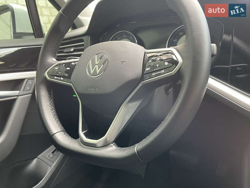 Внедорожник / Кроссовер Volkswagen Touareg 2020 в Харькове