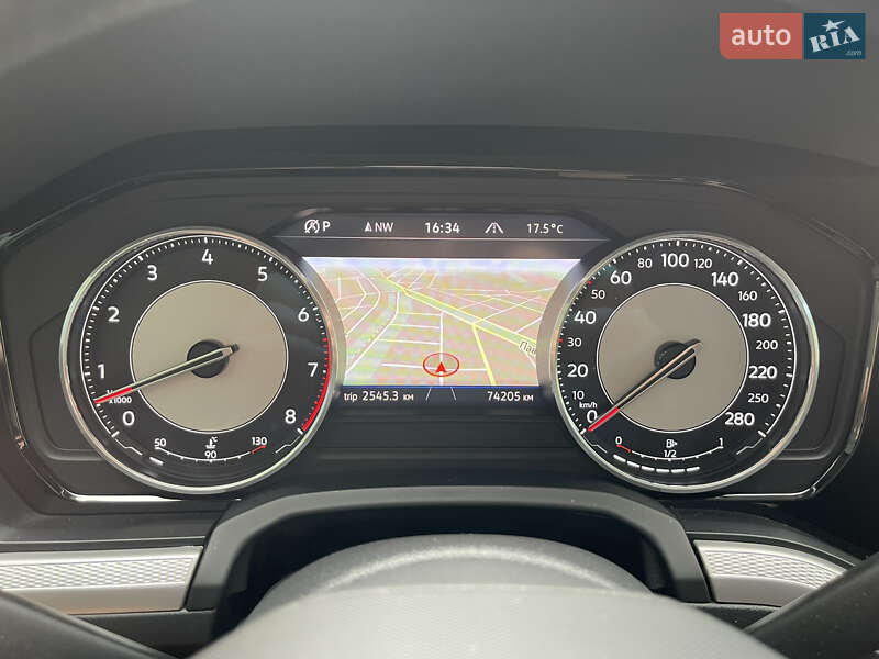 Внедорожник / Кроссовер Volkswagen Touareg 2020 в Харькове