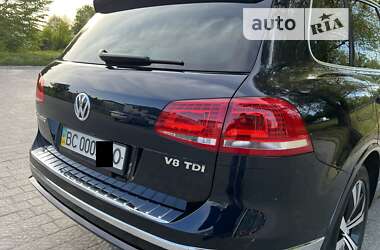 Внедорожник / Кроссовер Volkswagen Touareg 2015 в Трускавце