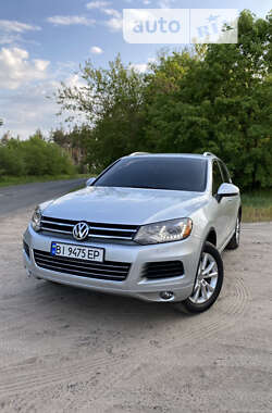 Позашляховик / Кросовер Volkswagen Touareg 2013 в Городищеві