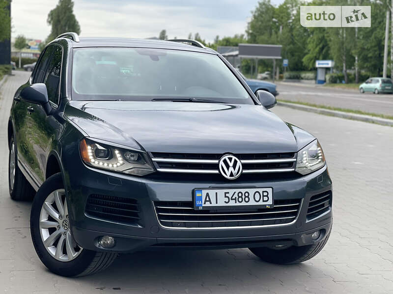 Внедорожник / Кроссовер Volkswagen Touareg 2011 в Белой Церкви