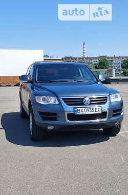 Внедорожник / Кроссовер Volkswagen Touareg 2008 в Киеве