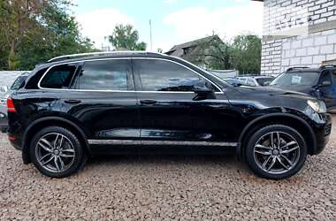 Внедорожник / Кроссовер Volkswagen Touareg 2013 в Сумах