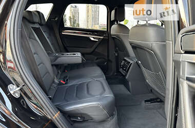 Внедорожник / Кроссовер Volkswagen Touareg 2020 в 
