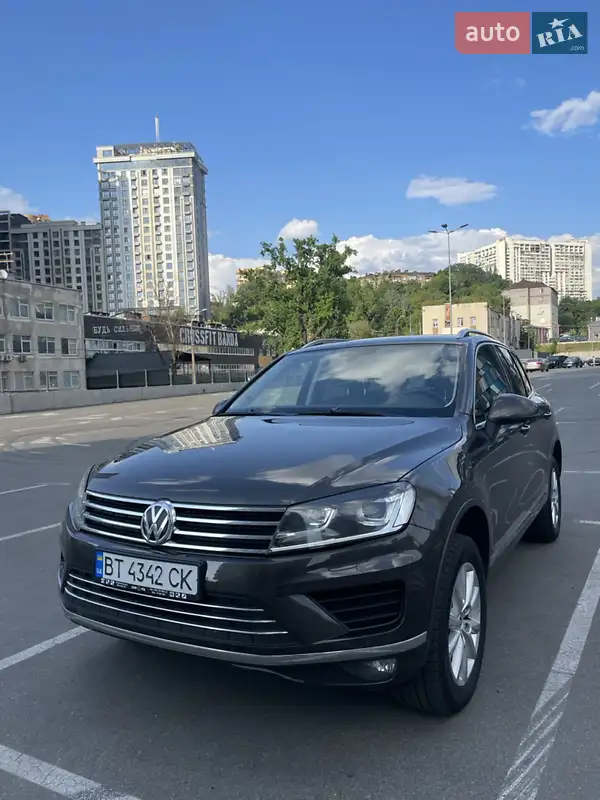 Volkswagen Touareg