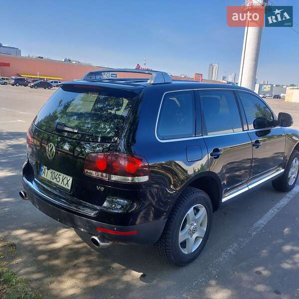 Позашляховик / Кросовер Volkswagen Touareg 2008 в Києві