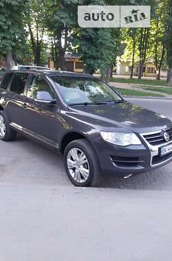 Позашляховик / Кросовер Volkswagen Touareg 2008 в Рівному