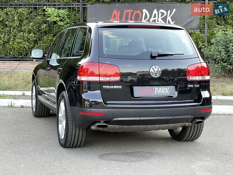 Позашляховик / Кросовер Volkswagen Touareg 2006 в Києві