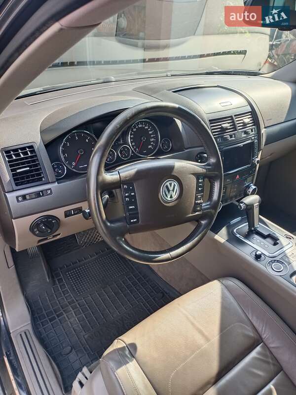 Внедорожник / Кроссовер Volkswagen Touareg 2009 в Белой Церкви