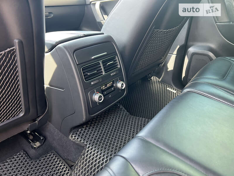 Позашляховик / Кросовер Volkswagen Touareg 2016 в Одесі фото 8 Позашляховик / Кросовер Volkswagen Touareg 2016 в Одесі