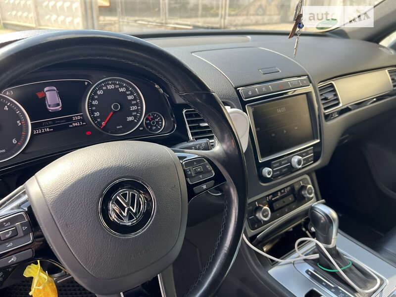 Позашляховик / Кросовер Volkswagen Touareg 2016 в Одесі фото 14 Позашляховик / Кросовер Volkswagen Touareg 2016 в Одесі