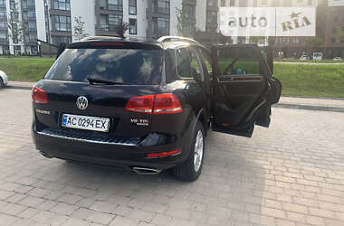 Внедорожник / Кроссовер Volkswagen Touareg 2010 в Луцке