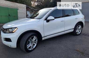 Позашляховик / Кросовер Volkswagen Touareg 2012 в Умані