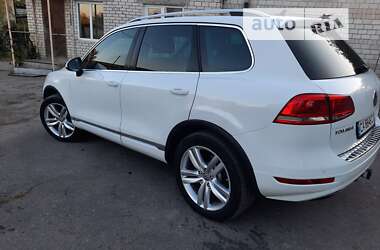 Позашляховик / Кросовер Volkswagen Touareg 2012 в Умані