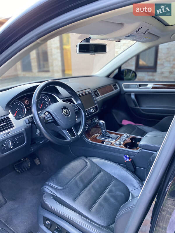 Позашляховик / Кросовер Volkswagen Touareg 2015 в Кривому Озері фото 6 Позашляховик / Кросовер Volkswagen Touareg 2015 в Кривому Озері