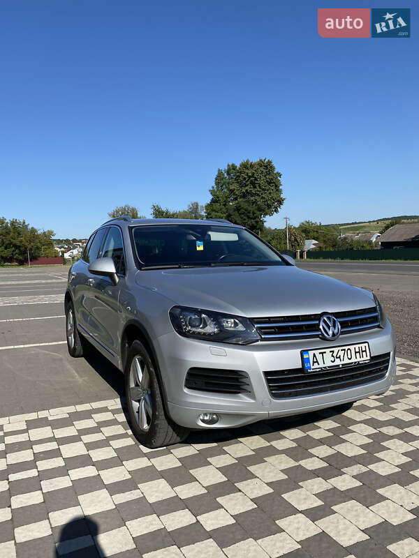 Внедорожник / Кроссовер Volkswagen Touareg 2010 в Тлумаче