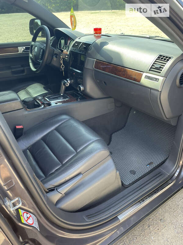 Позашляховик / Кросовер Volkswagen Touareg 2009 в Кропивницькому фото 15 Позашляховик / Кросовер Volkswagen Touareg 2009 в Кропивницькому