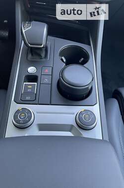Позашляховик / Кросовер Volkswagen Touareg 2023 в Дніпрі