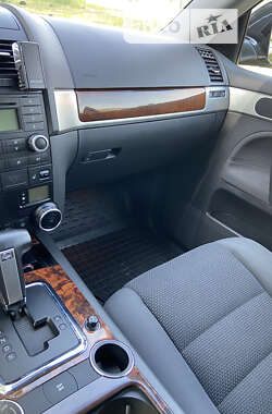 Внедорожник / Кроссовер Volkswagen Touareg 2009 в Черкассах